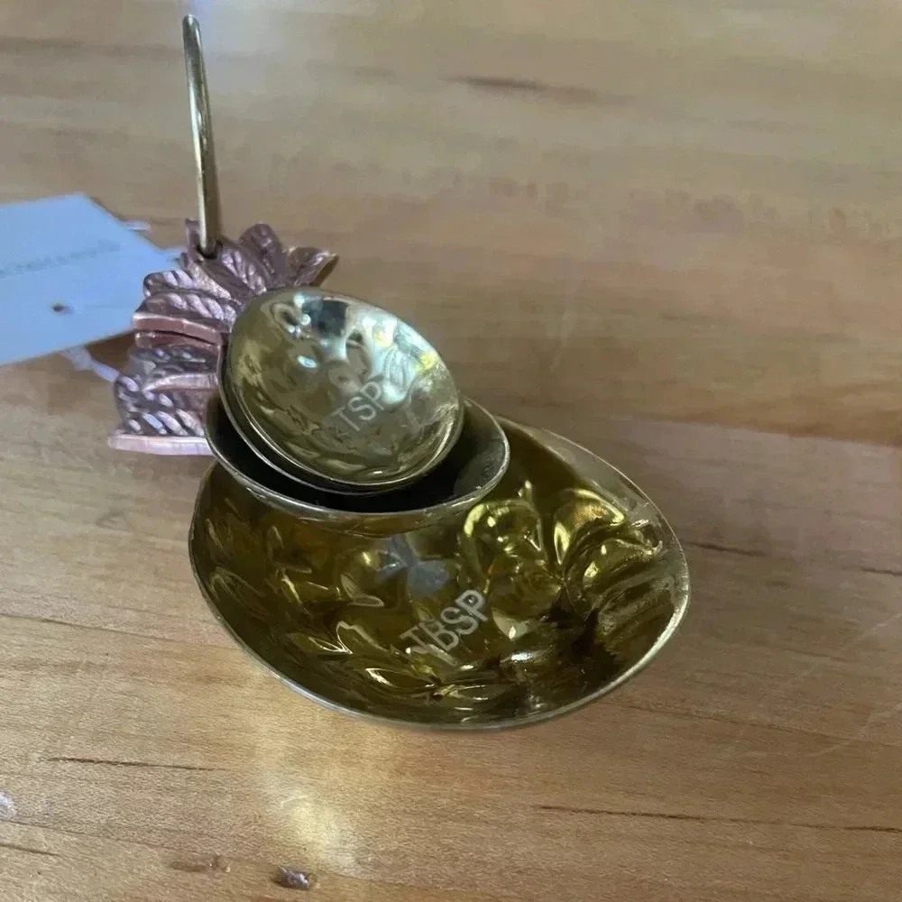 NWT Anthropologie Brass Pineapple Measuring Spoons